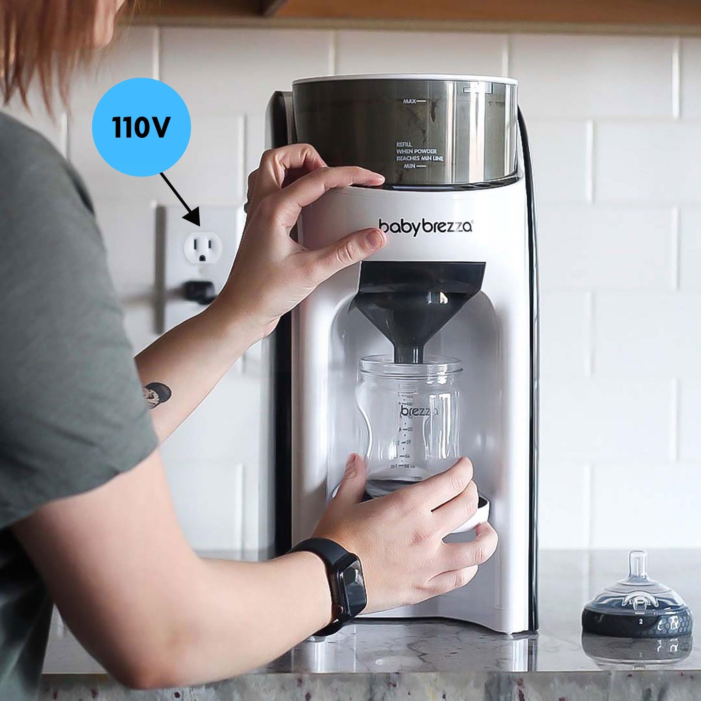 Baby Brezza New and Improved Formula Pro Advanced Formula Dispenser Machine - Automatically Mix a Warm Formula Bottle Instantly - Easily Make Bottle with Automatic Powder Blending, White